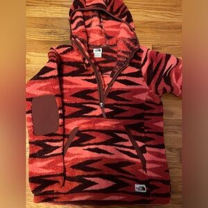 The North Face Campshire Pullover Quarter Zip Fleece Sweatshirt